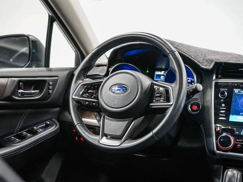 Used 2018 Subaru Outback 2.5i Limited image 15