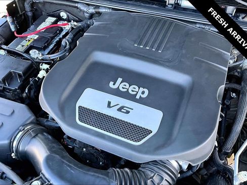 Used 2017 Jeep Wrangler Unlimited Sport w/ Quick Order Package 24S image 27