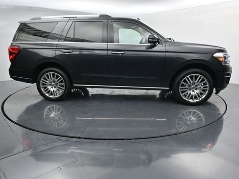 Certified 2022 Ford Expedition Limited AWD/4WD image 12