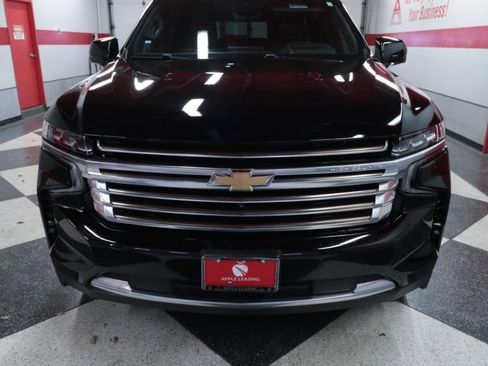 Used 2023 Chevrolet Tahoe High Country w/ Premium Package 2 image 4