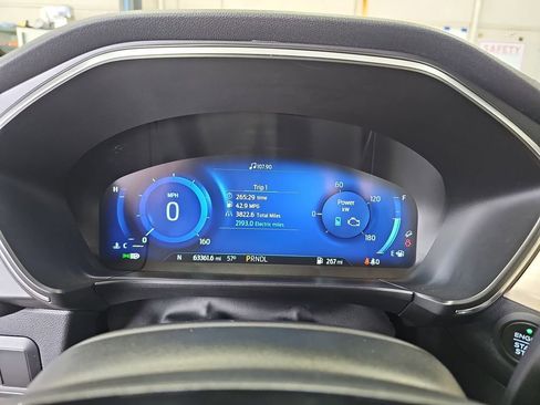 Used 2021 Ford Escape Titanium w/ Titanium Elite Package FWD image 19
