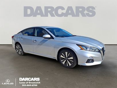 Used 2020 Nissan Altima 2.5 SV