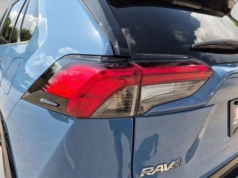 Used 2022 Toyota RAV4 SE AWD/4WD image 26