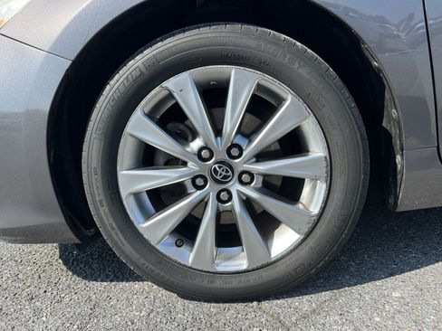 Used 2016 Toyota Camry XLE FWD image 10