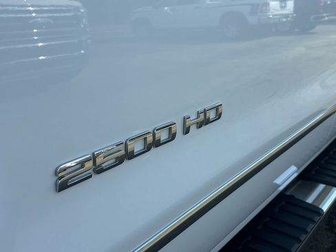 Used 2019 Chevrolet Silverado 2500 LTZ w/ Duramax Plus Package image 10