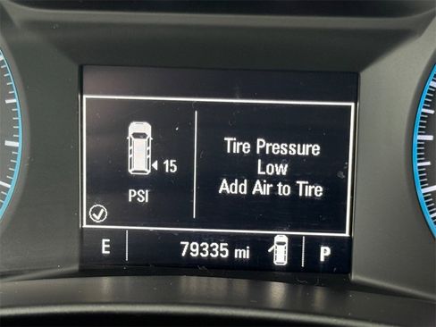 Used 2020 Chevrolet Equinox LS image 10