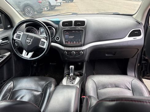 Used 2019 Dodge Journey GT w/ Driver Convenience Group AWD/4WD image 9