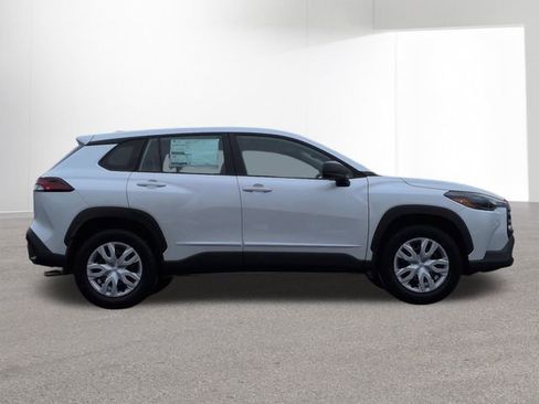 New 2026 Toyota Corolla Cross L image 4