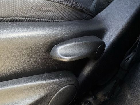 Used 2017 Jeep Renegade Altitude image 26