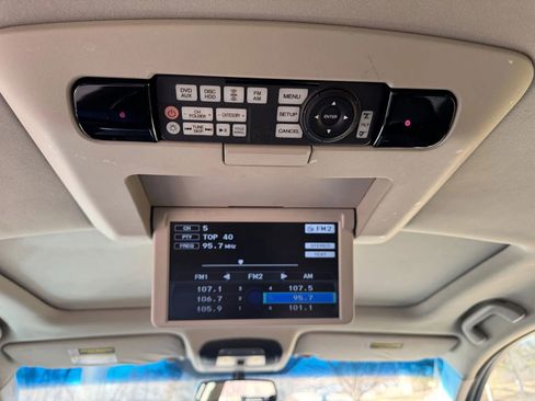 Used 2011 Acura MDX w/ Technology & Entertainment AWD/4WD image 28