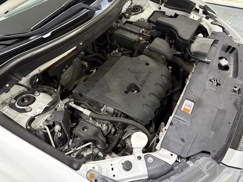 Used 2019 Mitsubishi Outlander ES FWD image 33