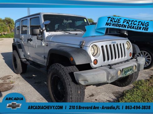 Used 2007 Jeep Wrangler Unlimited Sahara RWD image 1