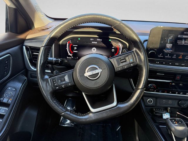Used 2022 Nissan Rogue Platinum w/ Head-Up Display Package AWD/4WD image 13