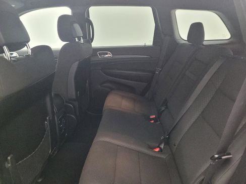 Used 2019 Jeep Grand Cherokee Laredo AWD/4WD image 18