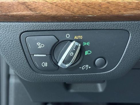 Certified 2023 Audi Q5 2.0T Premium w/ Convenience Package image 18