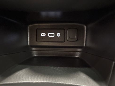 Used 2023 Chevrolet Equinox LT AWD/4WD image 19