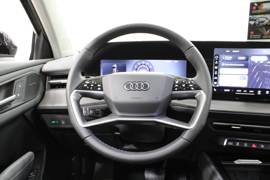 New 2026 Audi Q3 quattro 2.0T AWD/4WD image 24