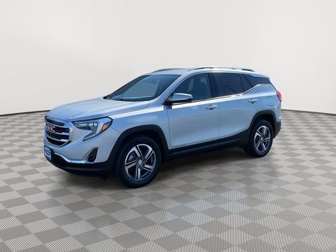 Used 2021 GMC Terrain SLT image 4