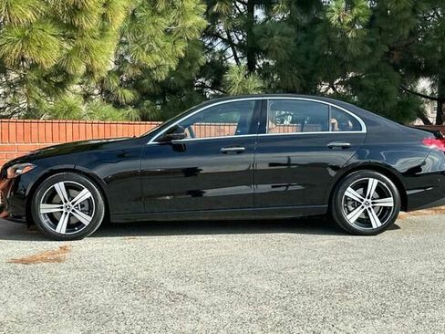 Certified 2025 Mercedes-Benz C 300 4MATIC Sedan image 7