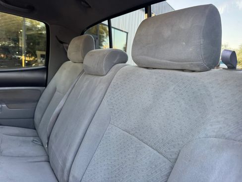 Used 2006 Toyota Tacoma PreRunner RWD image 27