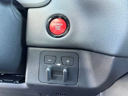 New 2026 Toyota Tundra Limited AWD/4WD image 28