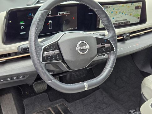 Used 2023 Nissan Ariya FWD image 12