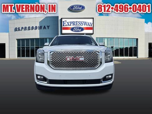 Used 2018 GMC Yukon XL SLT AWD/4WD image 11