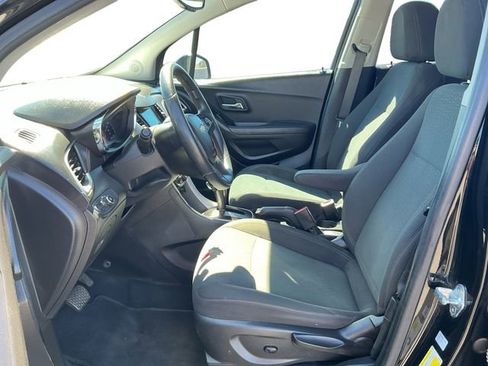 Used 2020 Chevrolet Trax LS w/ Tint and Cruise Package image 3