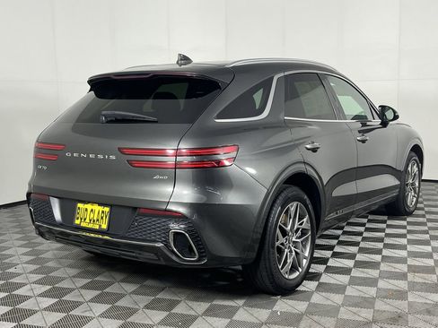 Used 2025 Genesis GV70 2.5T image 6
