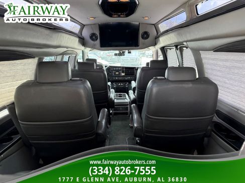 Used 2019 Chevrolet Express 2500 Extended w/ Enhanced Convenience Package RWD image 24