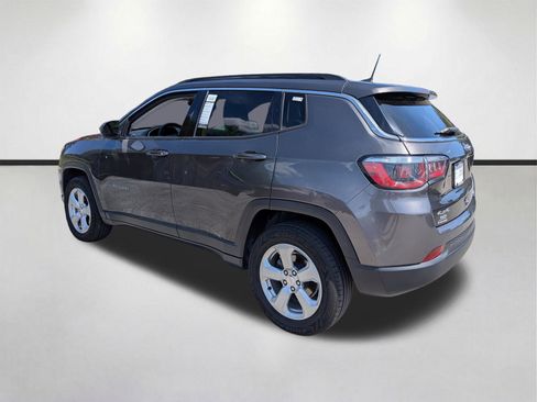 Used 2019 Jeep Compass Latitude AWD/4WD image 6