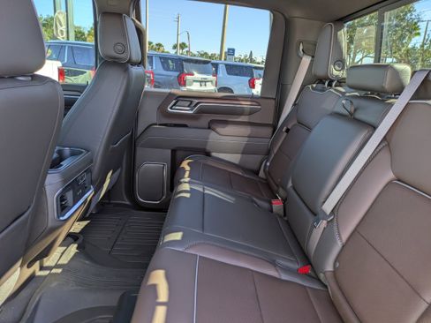 New 2026 GMC Sierra 3500 Denali w/ Denali Reserve Package image 17