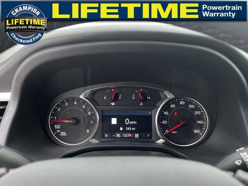 Certified 2023 GMC Acadia SLT w/ Trailering Package image 26