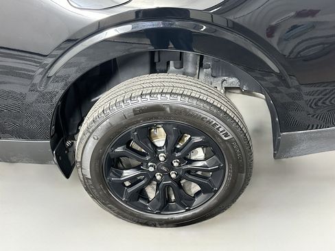 Used 2024 Ford Maverick XLT w/ XLT Luxury Package image 11