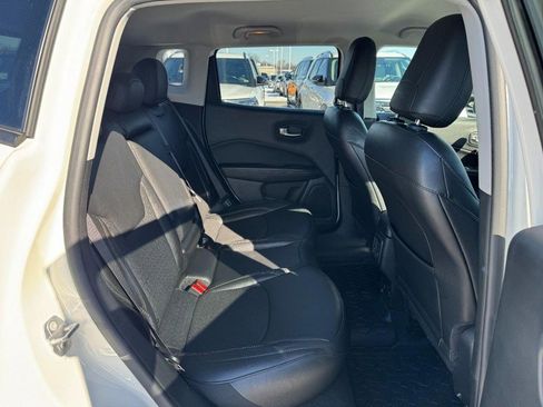 Used 2021 Jeep Compass Latitude w/ Convenience Group image 9