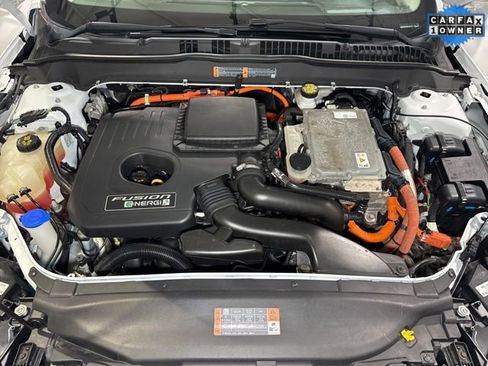 Used 2019 Ford Fusion Energi Titanium image 6