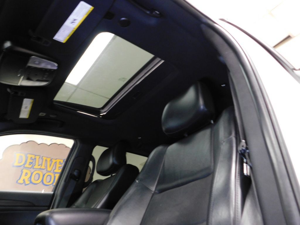 Used 2020 Jeep Grand Cherokee Altitude AWD/4WD image 31