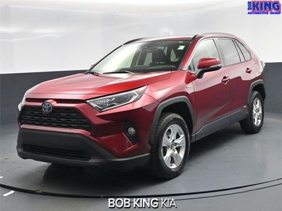 Used 2020 Toyota RAV4 XLE w/ Convenience Package