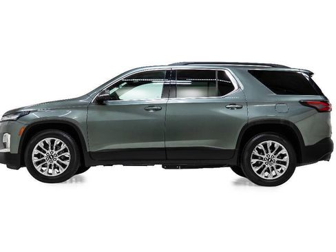 Used 2022 Chevrolet Traverse LT FWD image 6