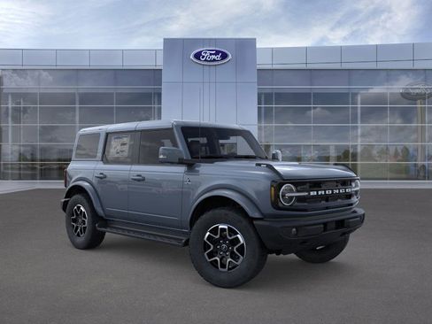 New 2025 Ford Bronco Outer Banks image 7