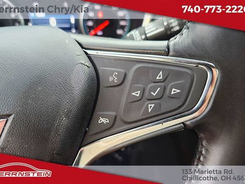 Used 2021 Chevrolet Equinox LT FWD image 23