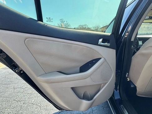Used 2016 Kia Optima EX image 33