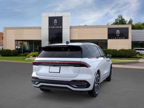 New 2024 Lincoln Nautilus Reserve w/ Equipment Group 202A AWD/4WD image 8