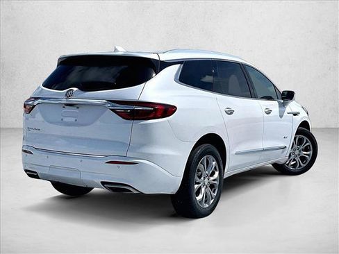 Used 2021 Buick Enclave Avenir w/ Avenir Technology Package AWD/4WD image 2