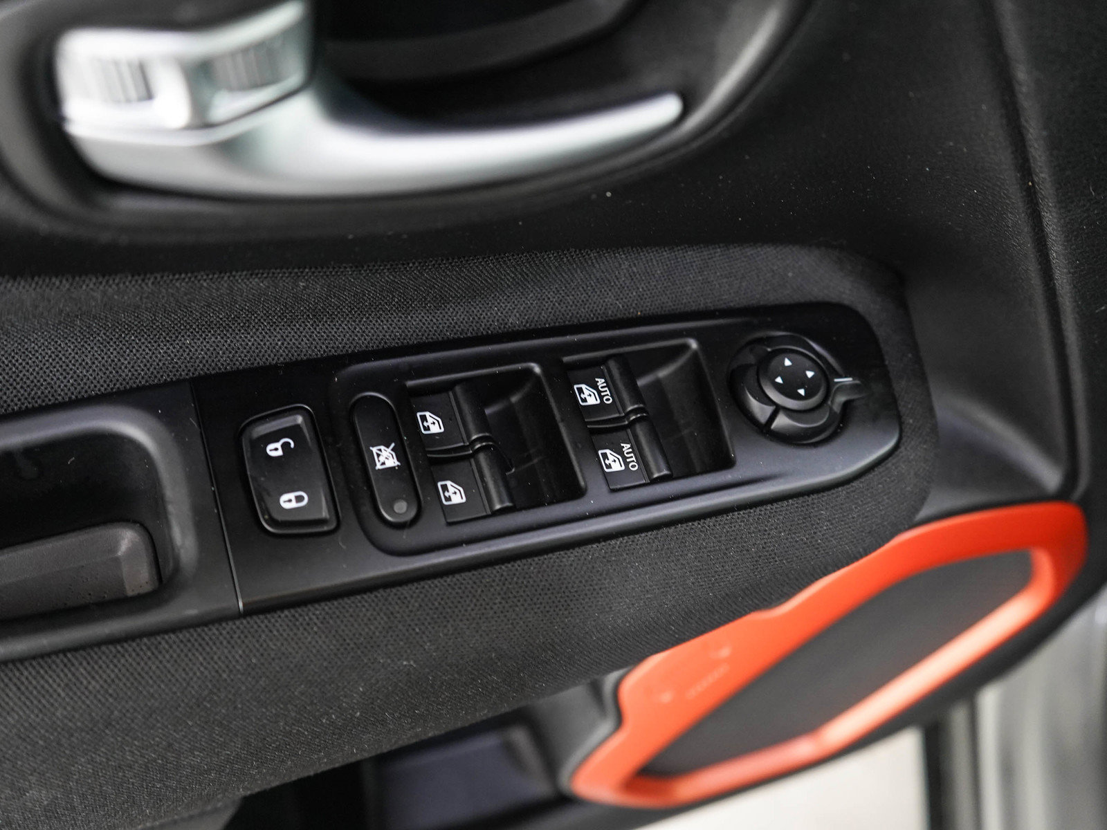 Used 2020 Jeep Renegade Sport AWD/4WD image 19