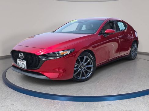 Used 2024 MAZDA MAZDA3 s FWD image 1