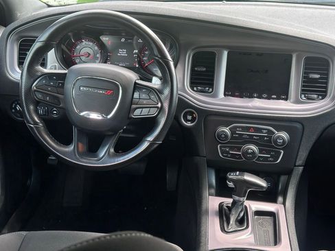 Used 2023 Dodge Charger R/T w/ Blacktop Package RWD image 17