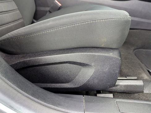 Used 2020 Ford Fusion SE image 37