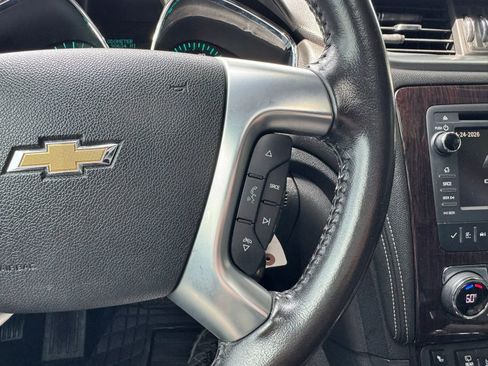 Used 2017 Chevrolet Traverse LT FWD image 30