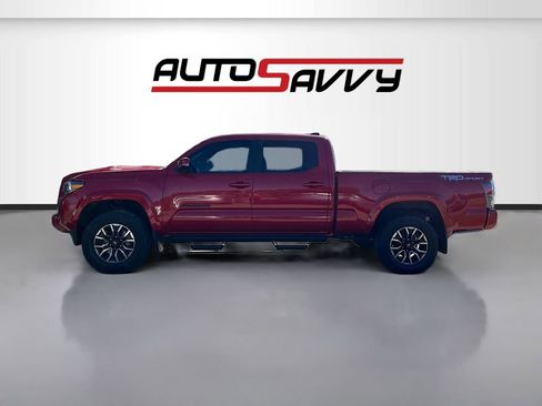 Used 2022 Toyota Tacoma TRD Sport w/ Technology Package RWD image 4